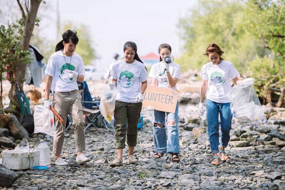 Volunteering & Giving Back